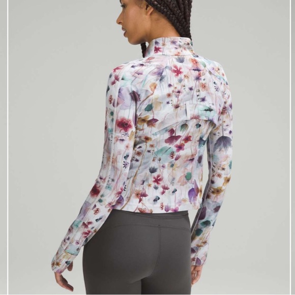 Lululemon Cropped Define Jacket Nulu Size 22 in Mood Wash Floral Max *RARE FIND* - Picture 2 of 8